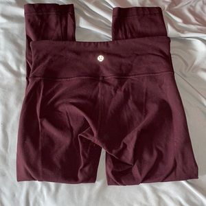 Size 4 lulu crops
